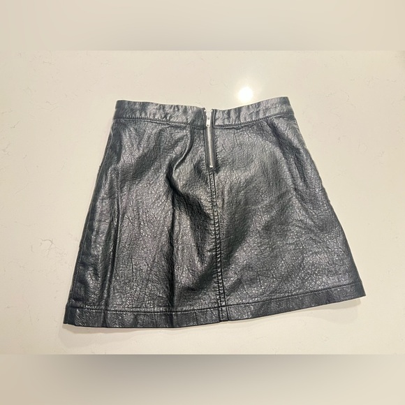 Art Class Girls Faux Leather Mini Skirt With Pockets size S 6X - Picture 1 of 7